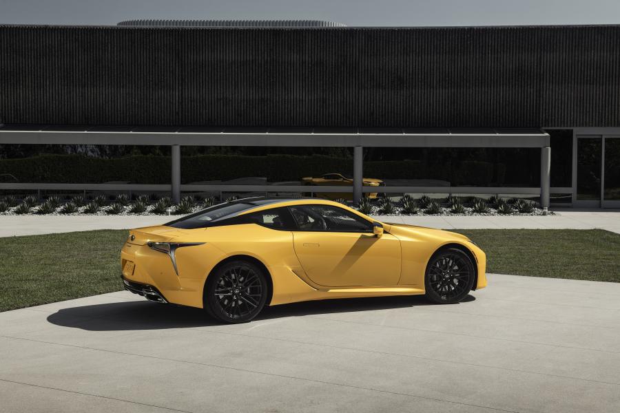  Lexus LC500 Inspiration Concept 2018 года  (фото 9 из 15)